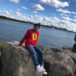 Meet your Posher, Kyle